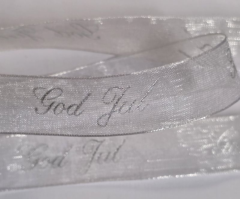 Organza bånd - God Jul - Hvit m/sølv tekst - 16mm - Metervare